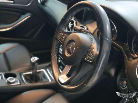 Mercedes-Benz GLA 1.6 GLA200 Sport Euro 6 (s/s) 5dr 51
