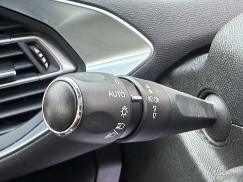 Peugeot 308 ALLURE SW S/S 29