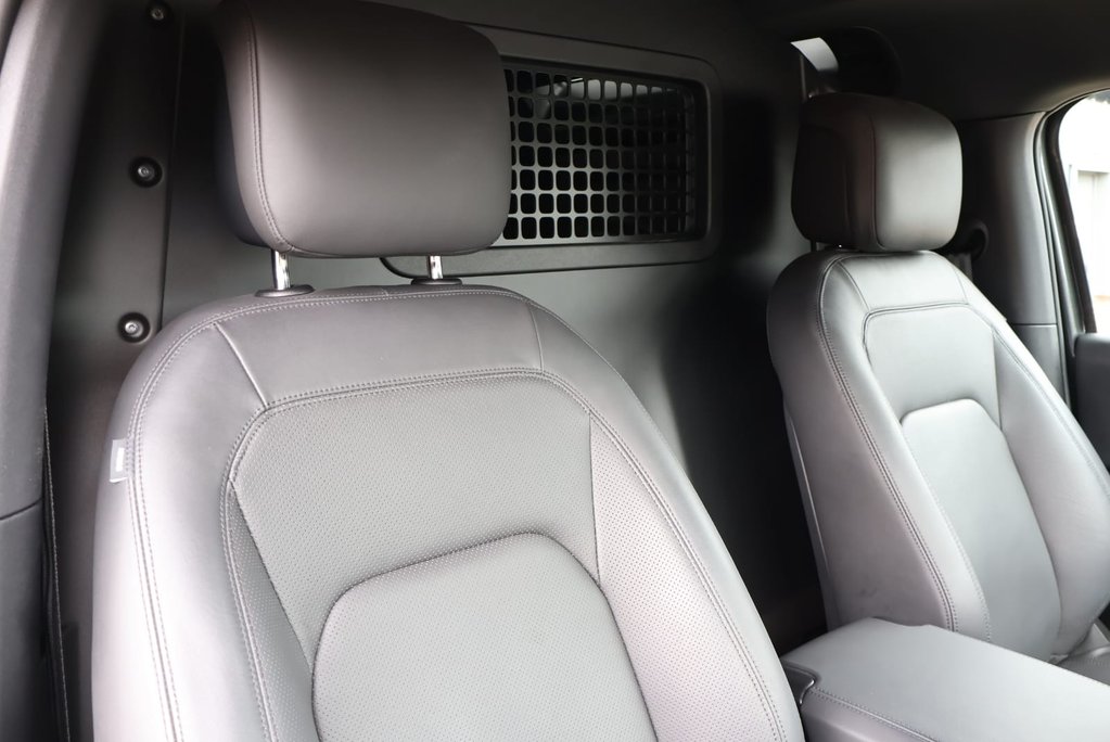 Land Rover Defender 90 HARD TOP X-DYNAMIC HSE STYLED BY SEEKER SUPER LOW MILES  15
