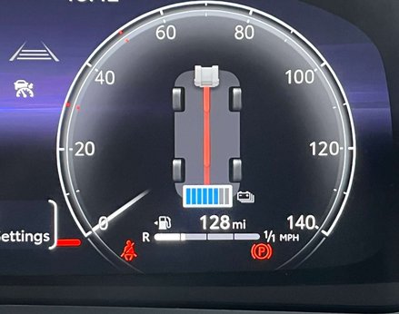 Toyota C-HR 1.8 C-HR Design HEV CVT 5dr 29