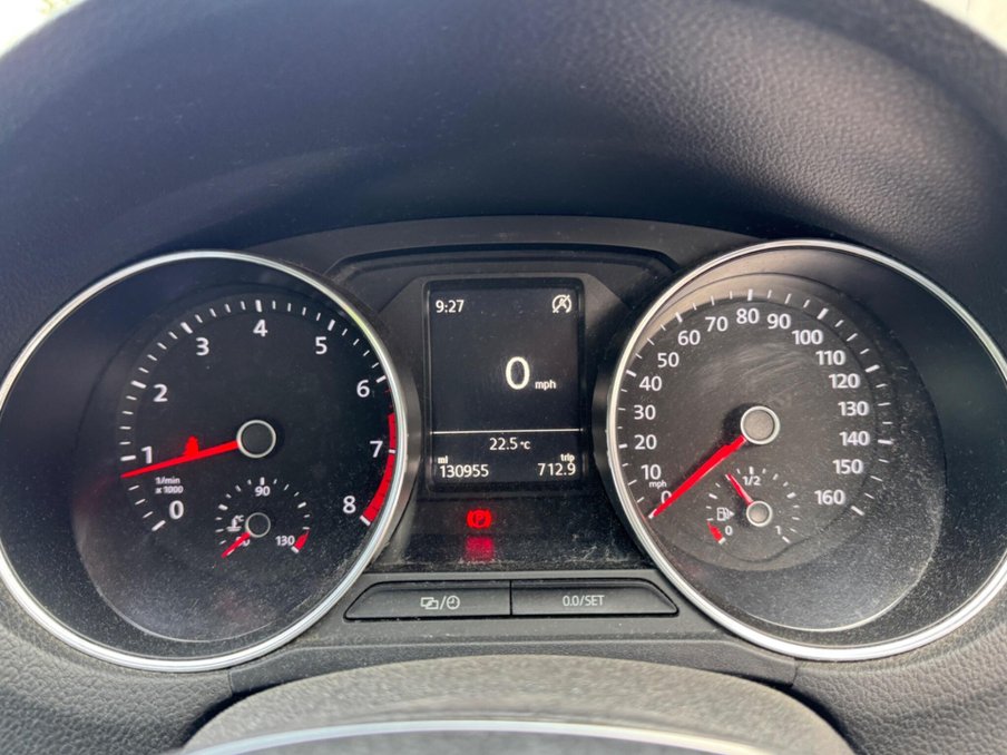 2015 Volkswagen Polo — image 22