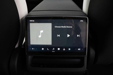 Tesla Model Y ModeL Y Long Range AWD 4WD 5dr 30