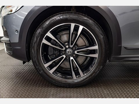 Volvo V90 2.0 D5 PowerPulse Auto AWD Euro 6 (s/s) 5dr 9
