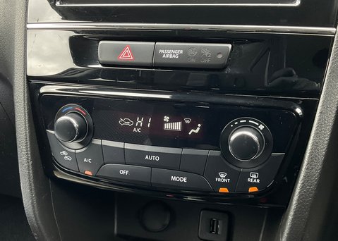 Suzuki Vitara SZ-T BOOSTERJET ALLGRIP MHEV 19