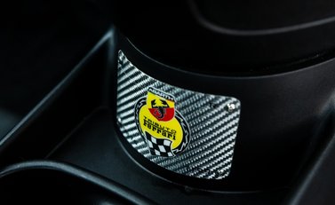 Abarth 695 Tributo Ferrari 26