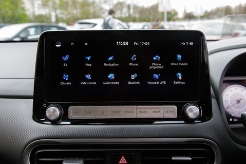 Hyundai KONA ULTIMATE 24