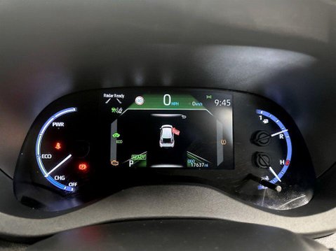 Toyota Yaris Cross 1.5 VVT-h Design SUV 5dr Petrol Hybrid E-CVT Euro 6 (s/s) (116 ps) 14