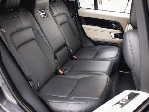Land Rover Range Rover 3.0 Range Rover Vogue SDV6 Auto 4WD 5dr 16