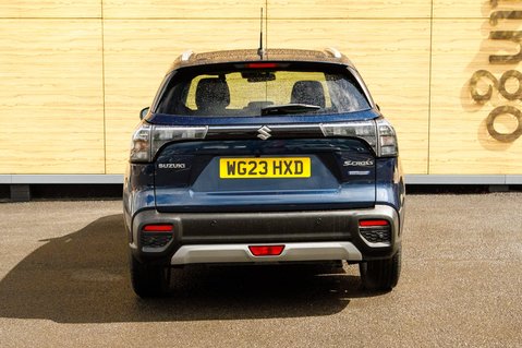Suzuki SX4 S-Cross MOTION BOOSTERJET MHEV 6