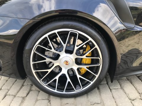Porsche 911 (991) 3.8 Turbo S PDK 4WD Coupe 46