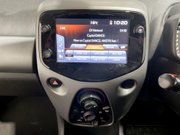 Toyota Aygo 1.0 VVT-i x-play Hatchback 5dr Petrol Manual Euro 6 (s/s) (71 ps) 17