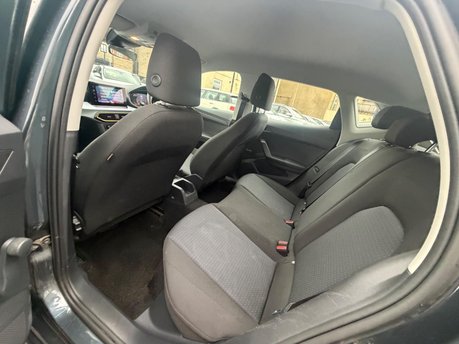 SEAT Ibiza TSI SE TECHNOLOGY 13