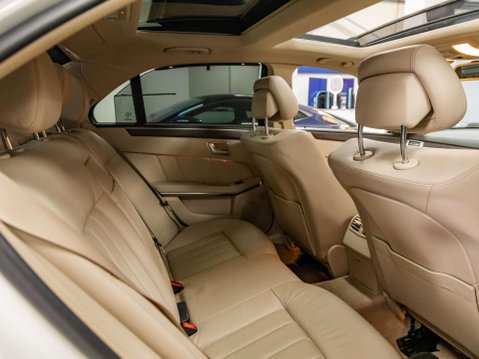 Mercedes-Benz E Class 3.0 E350 V6 BlueTEC AMG Sport Saloon 4dr Diesel G-Tronic+ Euro 6 (s/s) (252 59