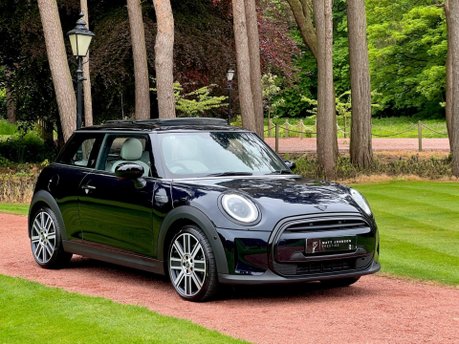 Mini Hatch COOPER EXCLUSIVE