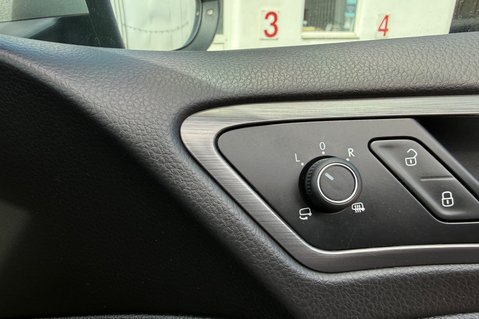 Volkswagen Golf 1.4TSi 150 SE ESTATE NAVIGATION BLUEMOTION TECHNOLOGY.. FULL HISTORY! 36