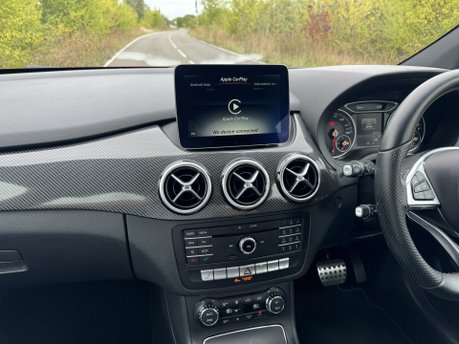 Mercedes-Benz B Class B 200D AMG Line Executive Auto Diesel PARKTRONIC/CAMERA/SAT NAV 12