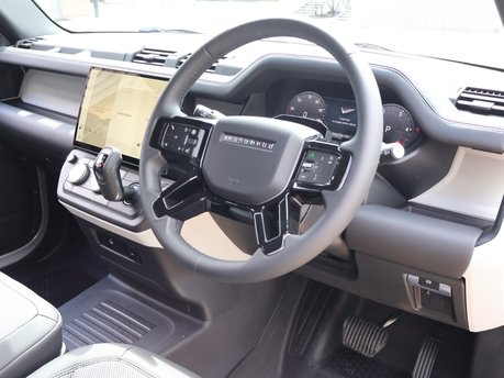 New for 2026 LandRover Defender 90 Styled by Seeker in the all new Borosco Grey with Skr alloys and a jump seat  32