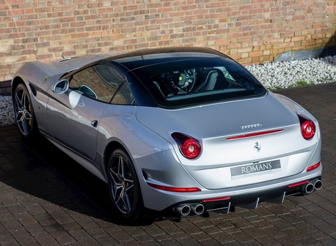 Ferrari California T 10