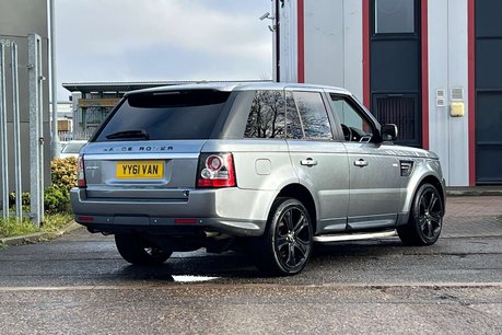 Land Rover Range Rover Sport 3.0 SD V6 HSE Black SUV 5dr Diesel Auto 4WD Euro 5 (255 bhp) 17