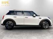Mini Hatch 1.5 Cooper Exclusive Hatchback 5dr Petrol Steptronic Euro 6 (s/s) (136 ps) 8
