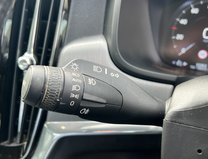 Volvo S90 D4 Momentum Saloon 4dr Diesel Auto Euro 6 (s/s) (1 23