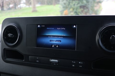 Mercedes-Benz Sprinter 2.0 CDI PremiumFWD L2 H2 150 ps 18