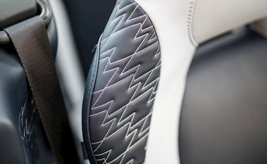 Aston Martin Zagato Vanquish Volante 18