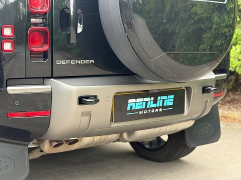 Land Rover Defender 3.0 D250 MHEV X-Dynamic S Auto 4WD Euro 6 (s/s) 3dr 41