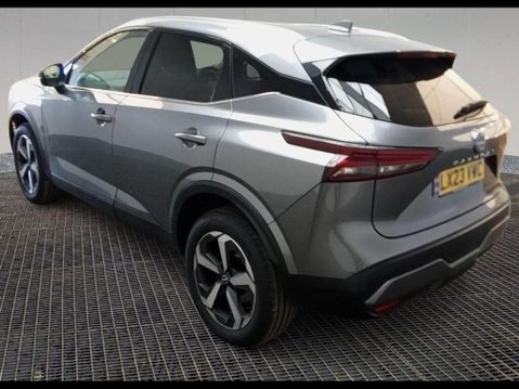 Nissan Qashqai DIG-T N-CONNECTA DCT MHEV 2