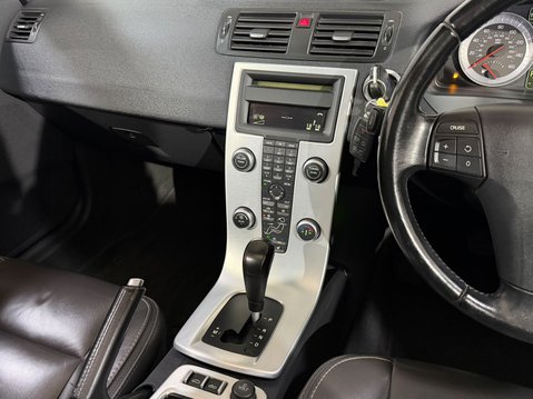 Volvo C70 SE LUX SOLSTICE D3 2.0 AUTOMATIC 23