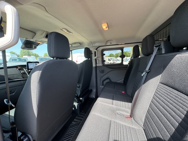Ford Transit Custom Crew Cab [SOLD MT] AUTO SWB L1H1 Limited 300 Air Con Cam EURO 6 NO VAT 13