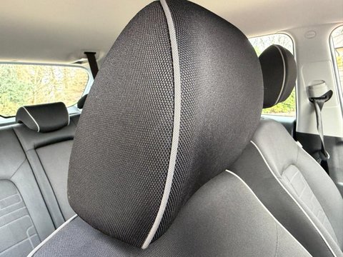 Kia Venga 1.6 2 Euro 6 (s/s) 5dr 33