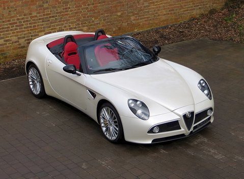 Alfa Romeo 8C Spider 11