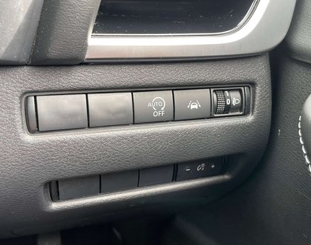 Nissan Qashqai 1.3 Qashqai N-Connecta DiG-T MHEV 5dr 57