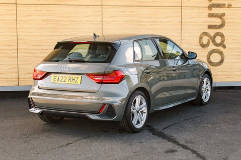 Audi A1 SPORTBACK TFSI S LINE 2