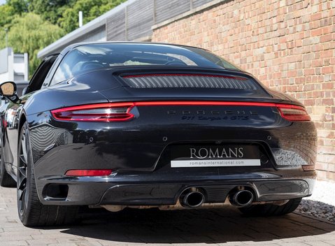 Porsche 911 (991.2) Targa 4 GTS 27