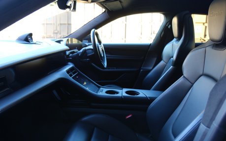 Porsche Taycan Turbo Cross Tourismo - 1 Owner, Huge Specification 9