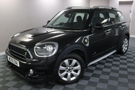 Mini Countryman COOPER S E ALL4 21