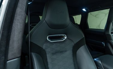 Land Rover Range Rover Sport SVR Urban 15