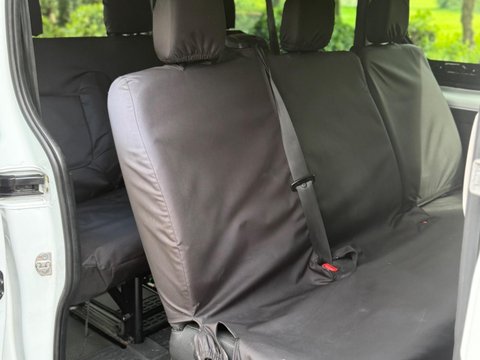 Vauxhall Vivaro 1.6 CDTi 2900 BiTurbo L2 H1 Euro 6 (s/s) 5dr (9 Seat) 4