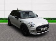 Mini Hatch COOPER 1