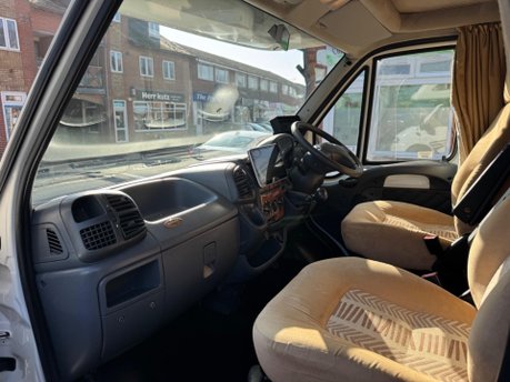 Swift Kon-Tiki 645 6 Berth 2.8 Fiat 23