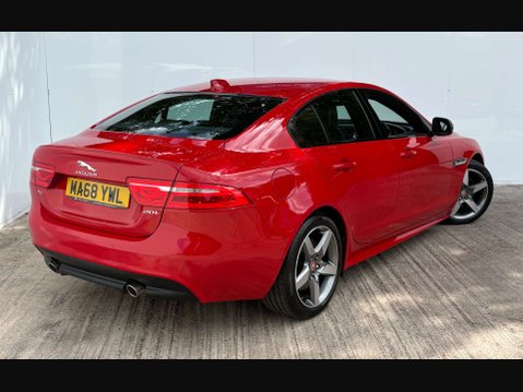Jaguar XE 2.0 XE R-Sport Auto 4dr 28
