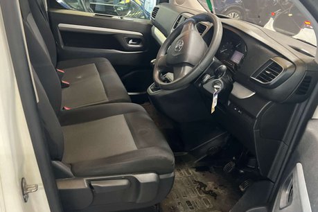 Toyota Proace Verso 1.5D Shuttle Medium MPV 5dr Diesel Manual MWB Euro 6 (s/s) (9 Seat) (120 ps 11