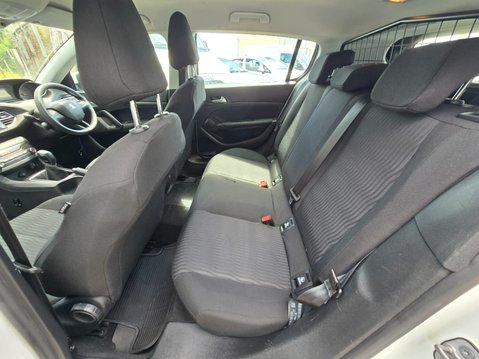 Peugeot 308 BLUE HDI S/S ACCESS 18
