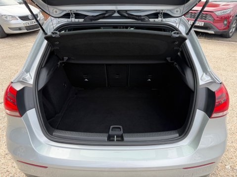 Mercedes-Benz A Class A 180 D AMG LINE 6