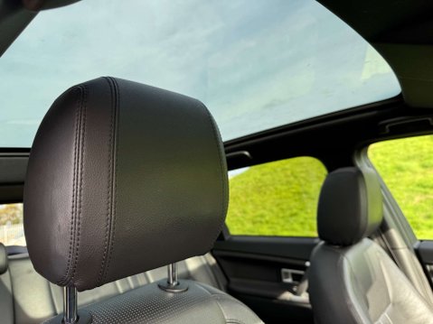 Land Rover Discovery Sport 2.0 Discovery Sport Landmark TD4 Auto 4WD 5dr 9