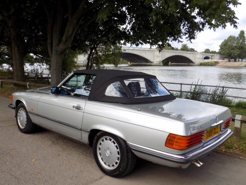 Mercedes-Benz R107 420 SL Sports 8
