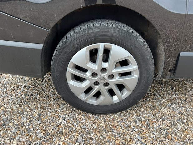 Renault Trafic Crew Cab SWB L1H1 Sport SL27 Air Con Alloys Nav Se 16