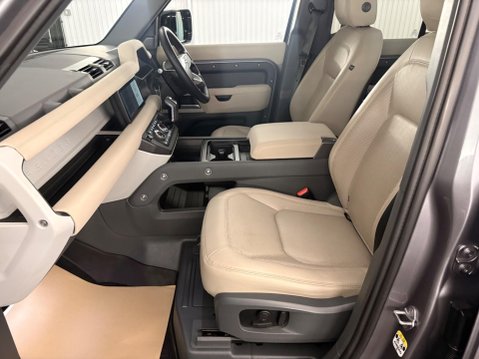 Land Rover Defender 3.0 D250 MHEV SE Auto 4WD Euro 6 (s/s) 5dr 6